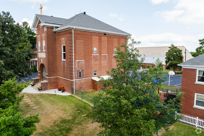 The student population of St James Elementary School is 164.