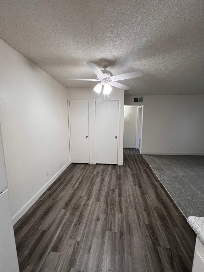 Pacific Oaks Apartments, Sacramento, CA 95841 - photo 7