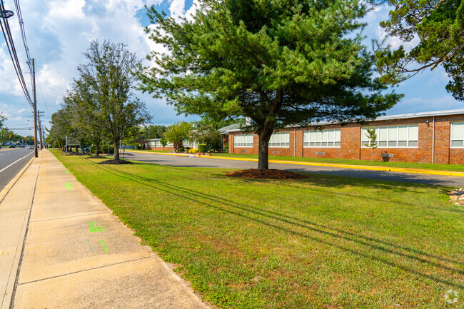 Forked River Elementary School has a student to teacher ratio of 12-1.