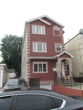 208 Vine St Unit 1 Floor, Elizabeth, NJ 07202