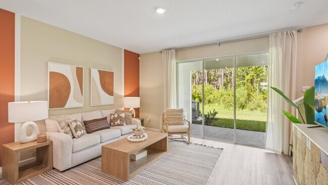 17485 Spanish Oak Loop, Land O' Lakes, FL 34638 - photo 5