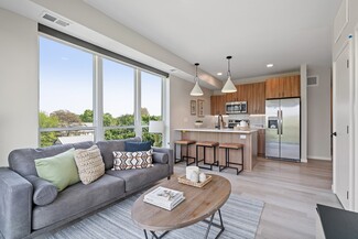 402 2nd St NE, Minneapolis, MN 55413