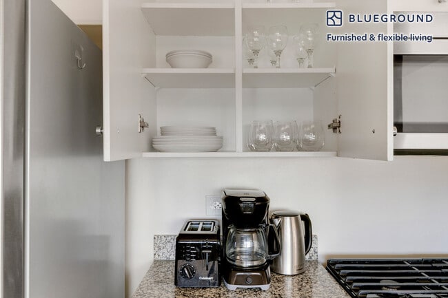 255 W 94th St unit FL9-ID1993, New York, NY 10025 - photo 6