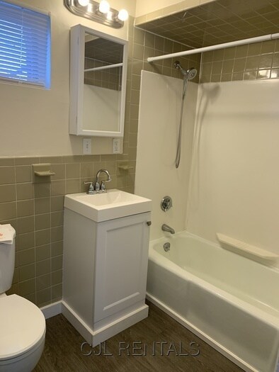 275 Crescent St unit 1, Waltham, MA 02453 - photo 4