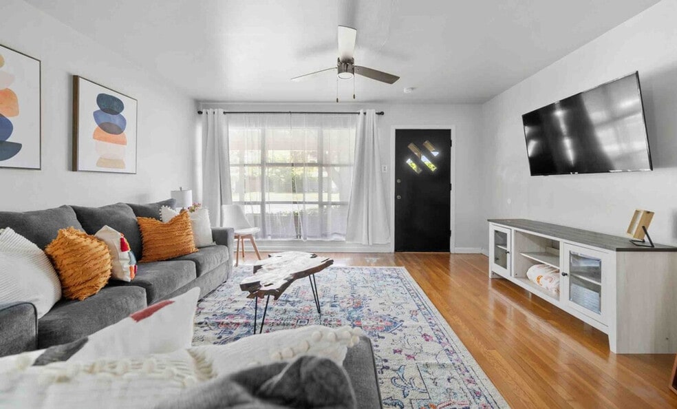 318 Aberdeen Ave unit ID1268410P, Corpus Christi, TX 78412 - photo 1