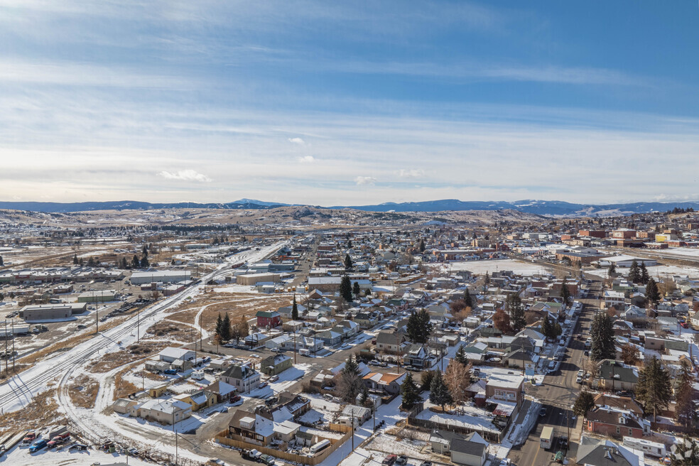 NH_East Butte_559498_P2_V2_MD_122024