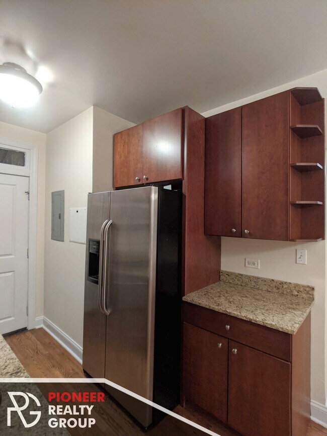 736 W Addison St unit 744-1S, Chicago, IL 60613 - photo 6