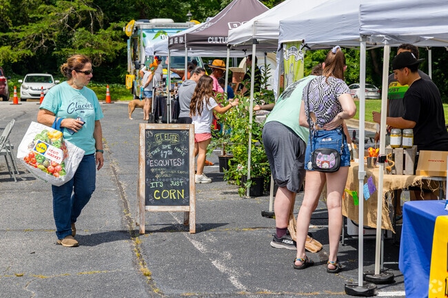 Sagamore Hills residents can enjoy shopping and snacking on fresh finds at the Druid Hills Farmers Market.