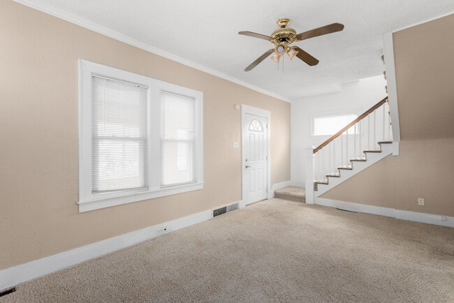 742 S 23rd St, South Bend, IN 46615 - photo 3