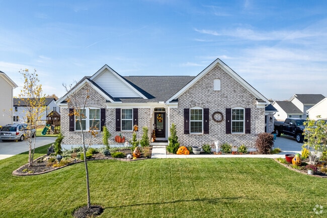 Ranch style homes are common in Renassance.