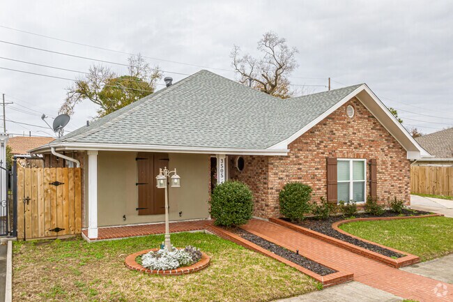 Ranch style homes are very common in Kenner.