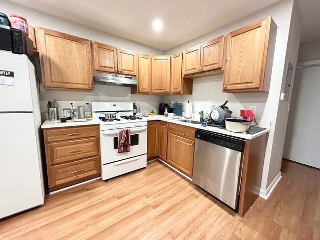 87 Hammond St unit T, Boston, MA 02120 - photo 2