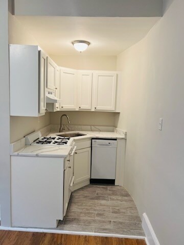 55 Hemenway St unit 3, Boston, MA 02115 - photo 1