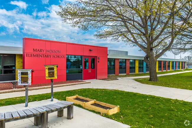 Jackson Elementary School serves the primary students of Ewing Woods-Evergreen.