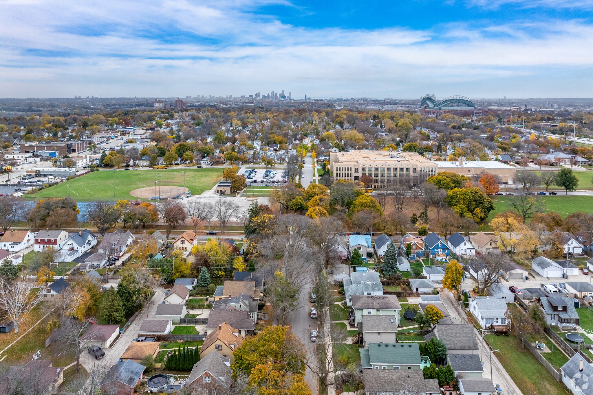 Bluemound Heights is close to the heart of Milwaukee, letting residents easily enjoy the city.