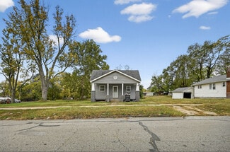 979 W King St, Decatur, IL 62522