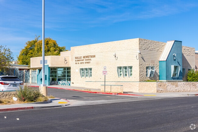 Halle Hewetson Elementary School is loved by its alumni.