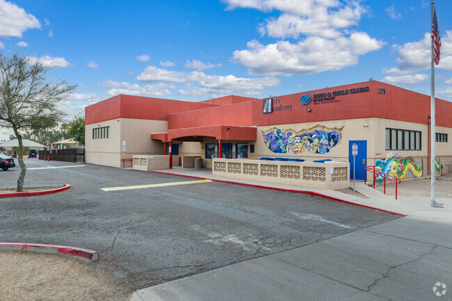 Mesa Arts Academy in Phoenix blends creative arts with top-tier education.