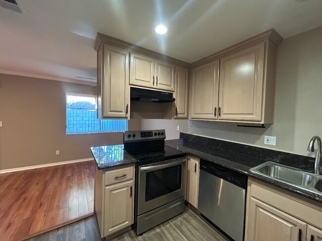 832 Bonita Ave unit 832, La Verne, CA 91750 - photo 7