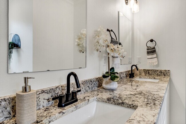 7941 Greenhill Dr, Tyler, TX 75703 - photo 7