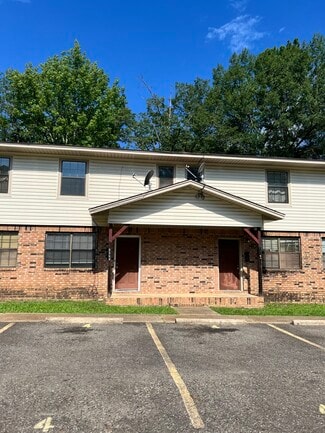 636 Garland St, Malvern, AR 72104