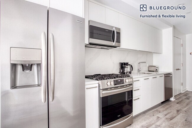 949 1st St SE unit FL10-ID302, Washington, DC 20003 - photo 5