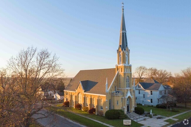 Saint Lawrence Catholic Church in Penfield, IL was established in 1898.