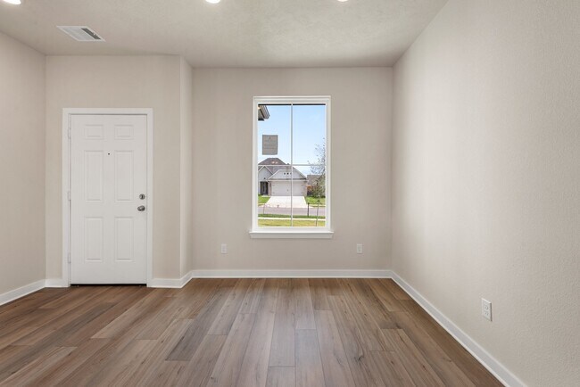 2427 Rooke Rd, Bryan, TX 77807 - photo 5