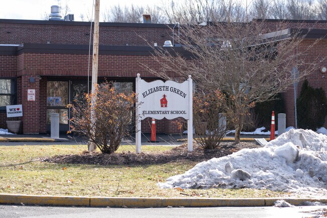 Elizabeth Green School, is ranked #3 in Newington School District Elementary Schools.