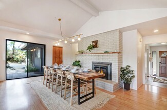 1727 Olivet Rd, Santa Rosa, CA 95401