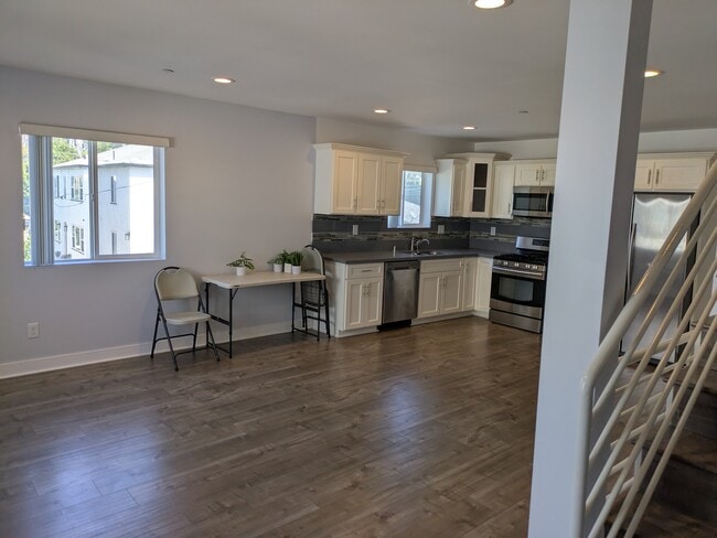 2614 Chariton St unit 2616, Los Angeles, CA 90034 - photo 4