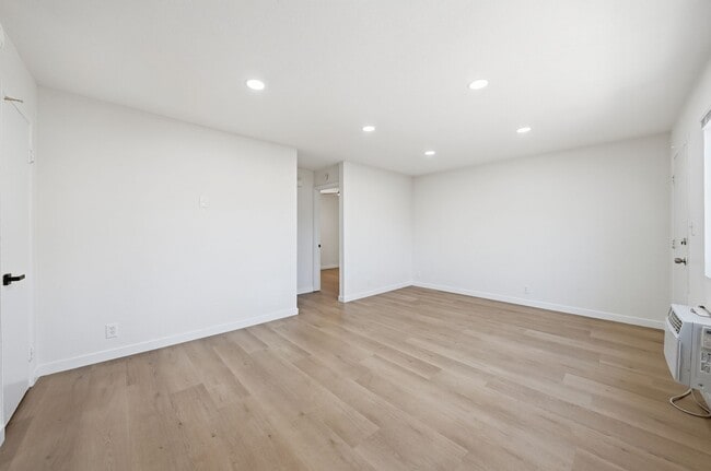 12621 Lindo Ln unit B, Lakeside, CA 92040 - photo 3