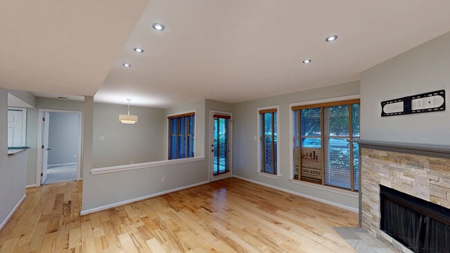 911 Washington St unit 104, Raleigh, NC 27605 - photo 2