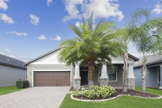 10129 Count Fleet Dr, Ruskin, FL 33573