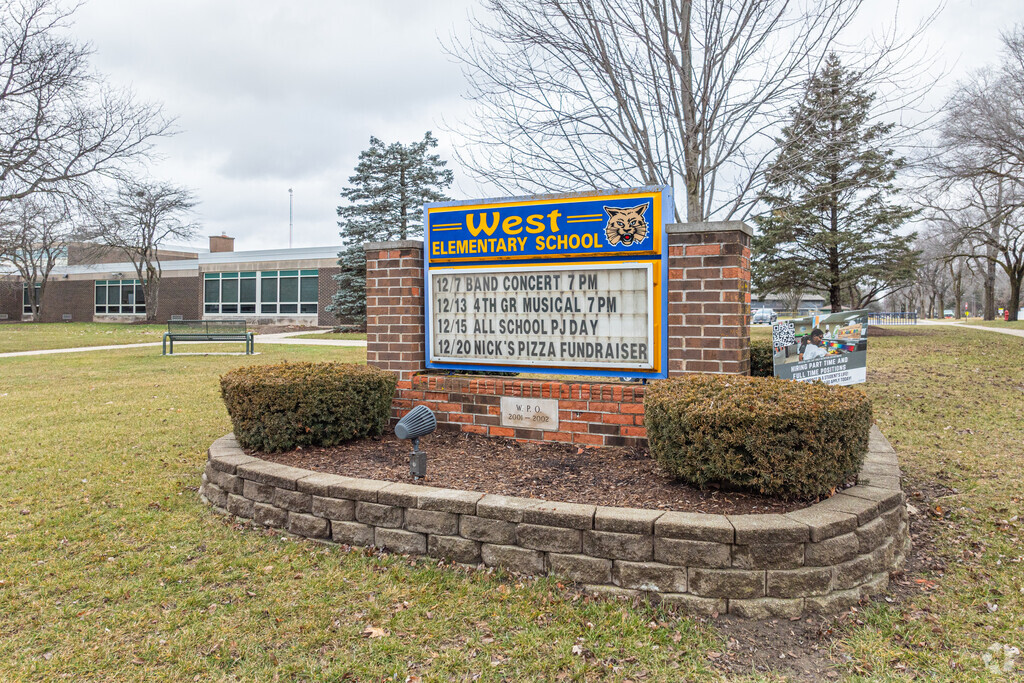 West Elementary School, Rankings & Reviews
