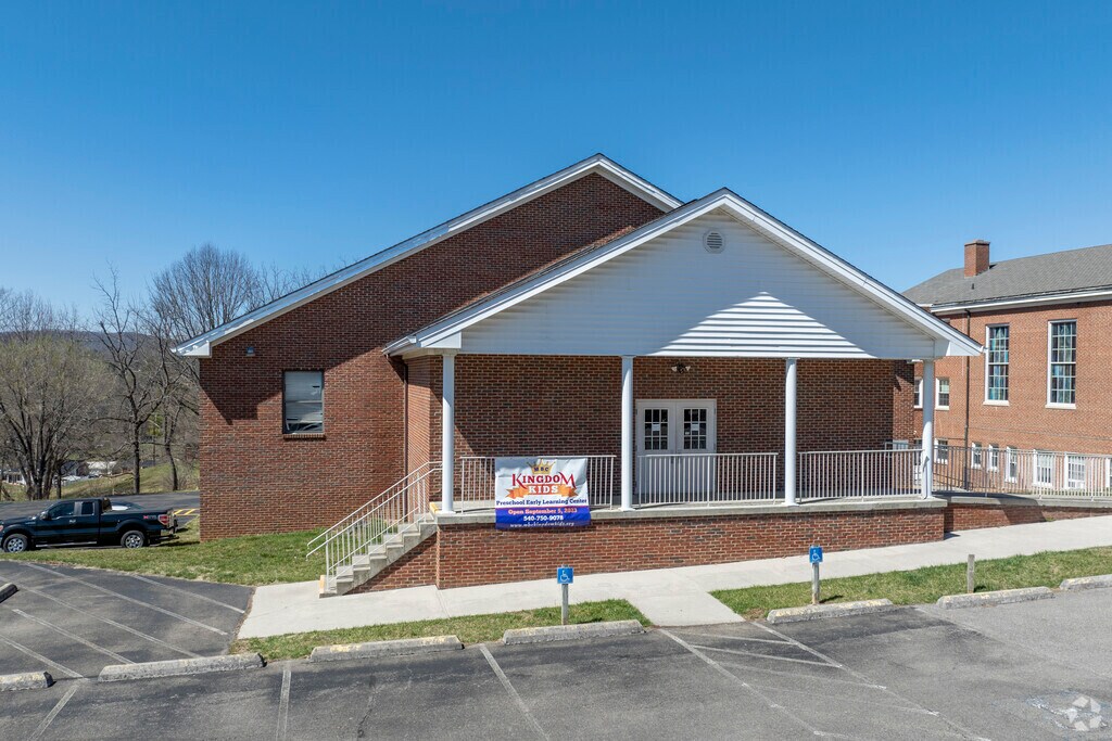 Mayflower Christian Academy