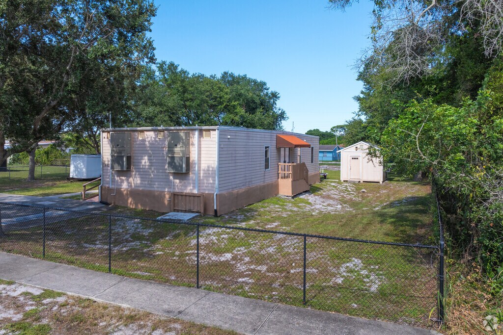Ebenezer Christian Academy of Vero Beach