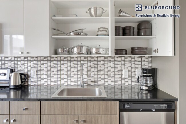 45 Stuart St unit FL20-ID504, Boston, MA 02116 - photo 6