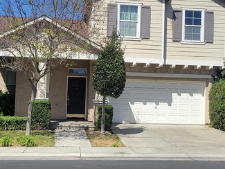 5687 N Nectarine Way, Fresno, CA 93722