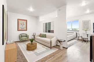 5730 Leubecher Ave, Sioux Falls, SD 57108