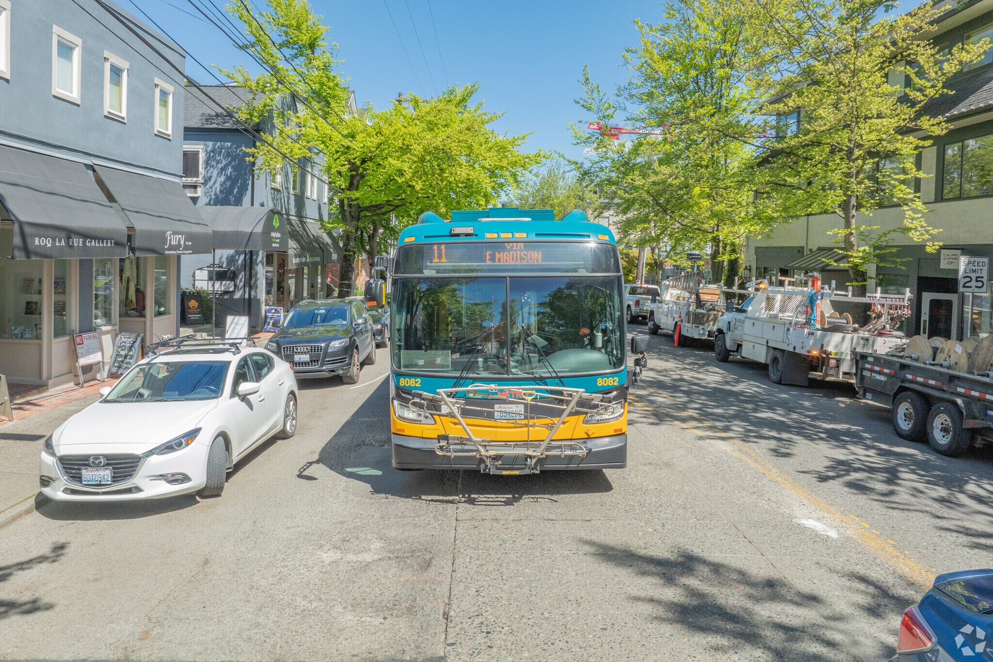 Denny Blaine locals have access to King County Metro bus systems.