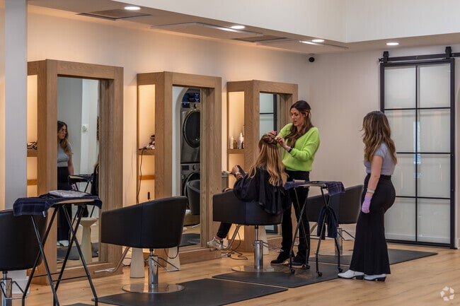 Studio One Salon in Hockessin has friendly staff and amazing facilities for a fresh new look.