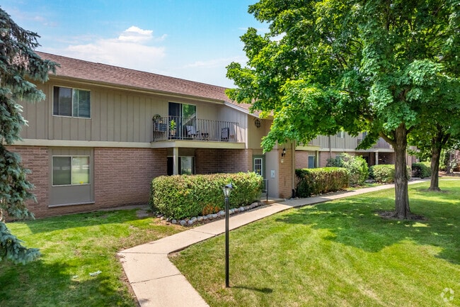 Mequon Parc Apartments, Mequon, WI 53092 - photo 3
