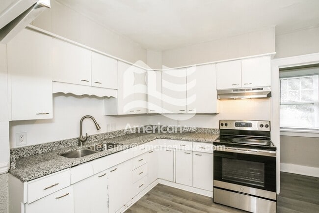 202 E Ewing Ave, South Bend, IN 46613 - photo 5