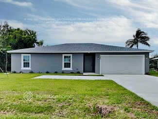 242 SW Oakridge Dr, Port St. Lucie, FL 34984