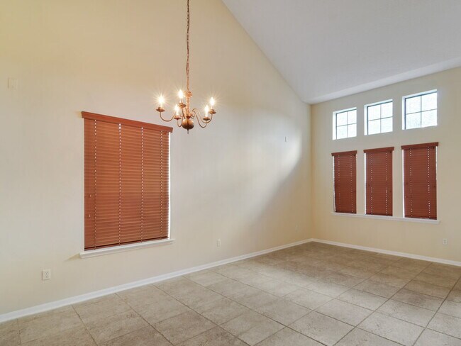 3691 Blue Wing Ct, Orange Park, FL 32065 - photo 2