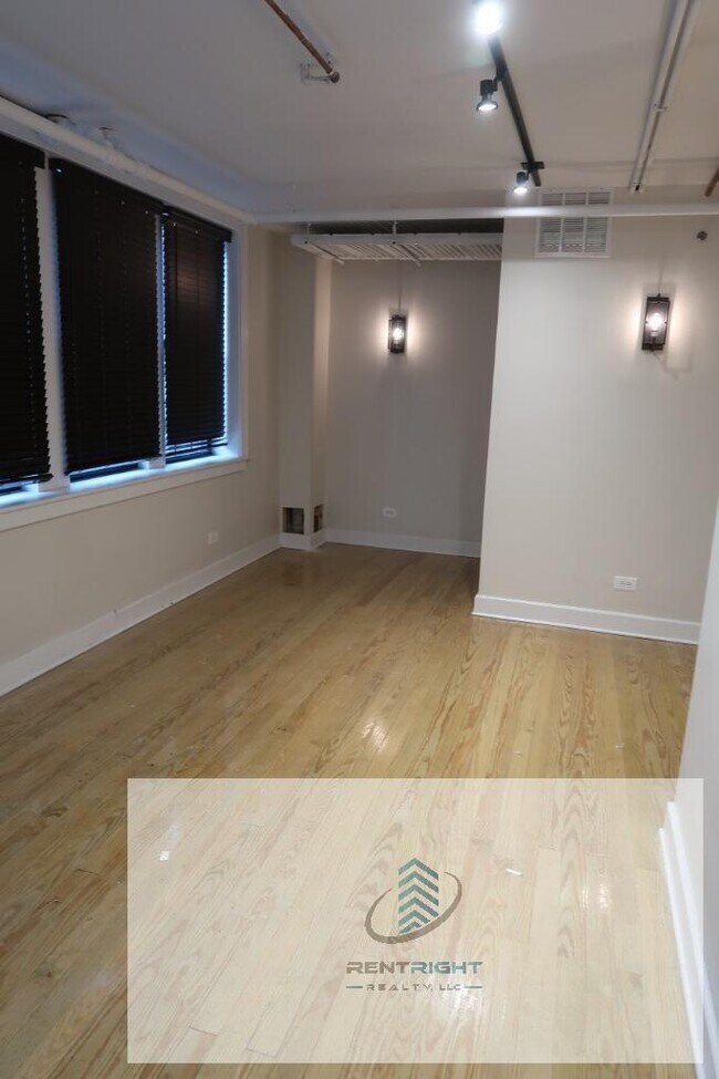 4825 N Talman Ave unit 4833 N Tal, Chicago, IL 60625 - photo 7