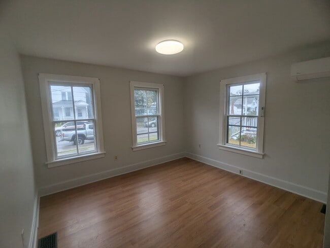 201 Division St unit 201, Bennington, VT 05201 - photo 6