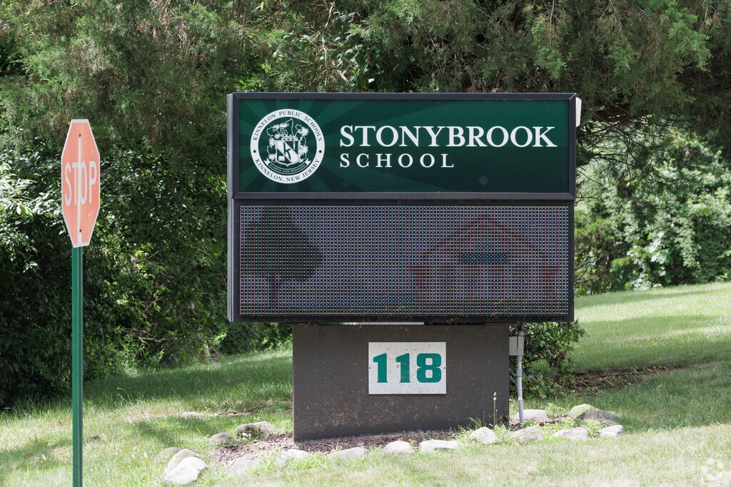 Stonybrook School is a highly rated, public school located in Kinnelon, NJ.