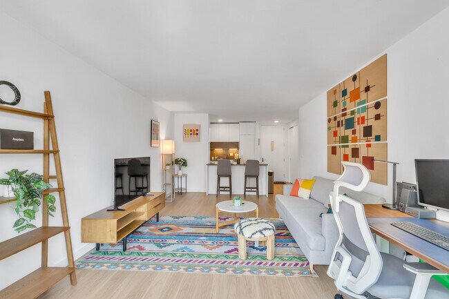 64B W 37th St unit FL24-ID379046P, New York, NY 10018 - photo 4